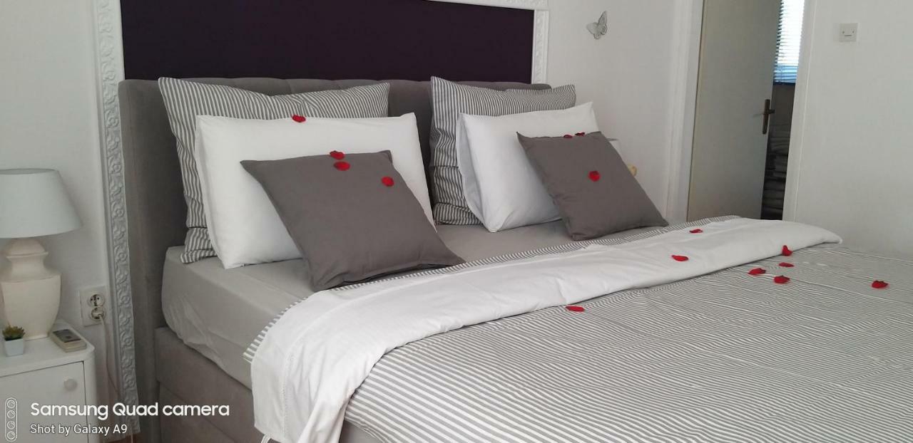 Apartman Felice Stari Grad Kültér fotó